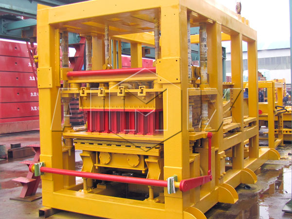Cement Block Manufacturing Plant