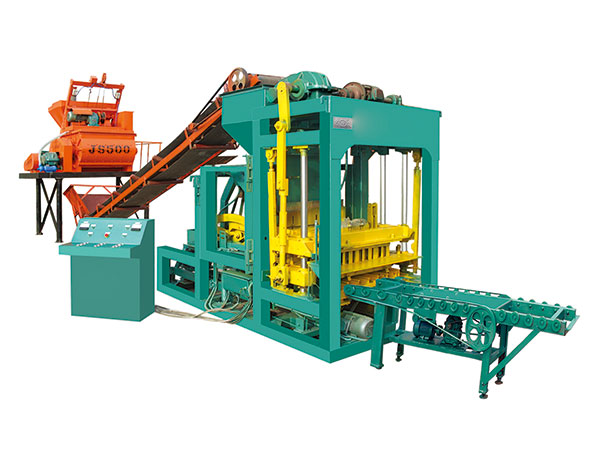 Cement bricks machine