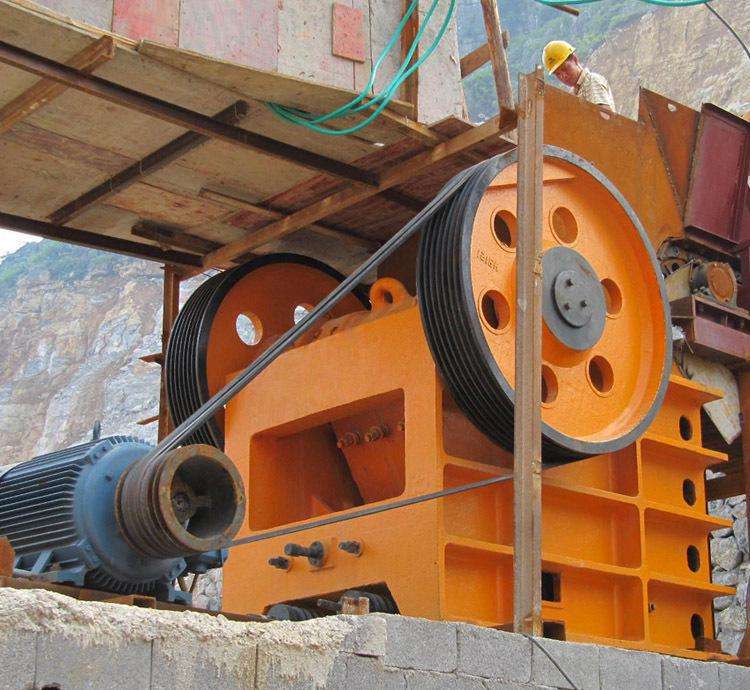 Jaw Crusher Working
