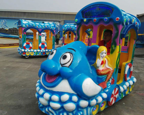 kids ocean trackless train ride