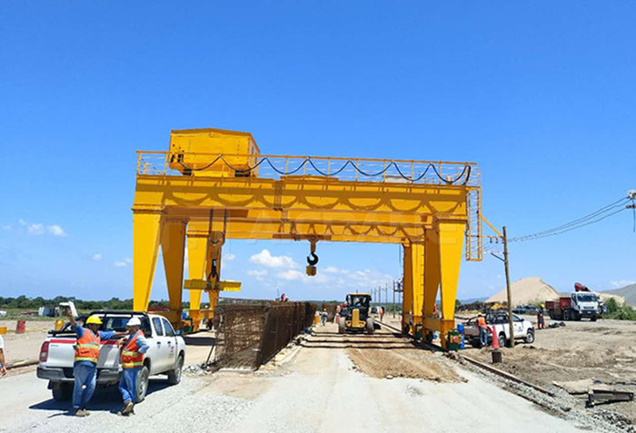 double girder goliath crane